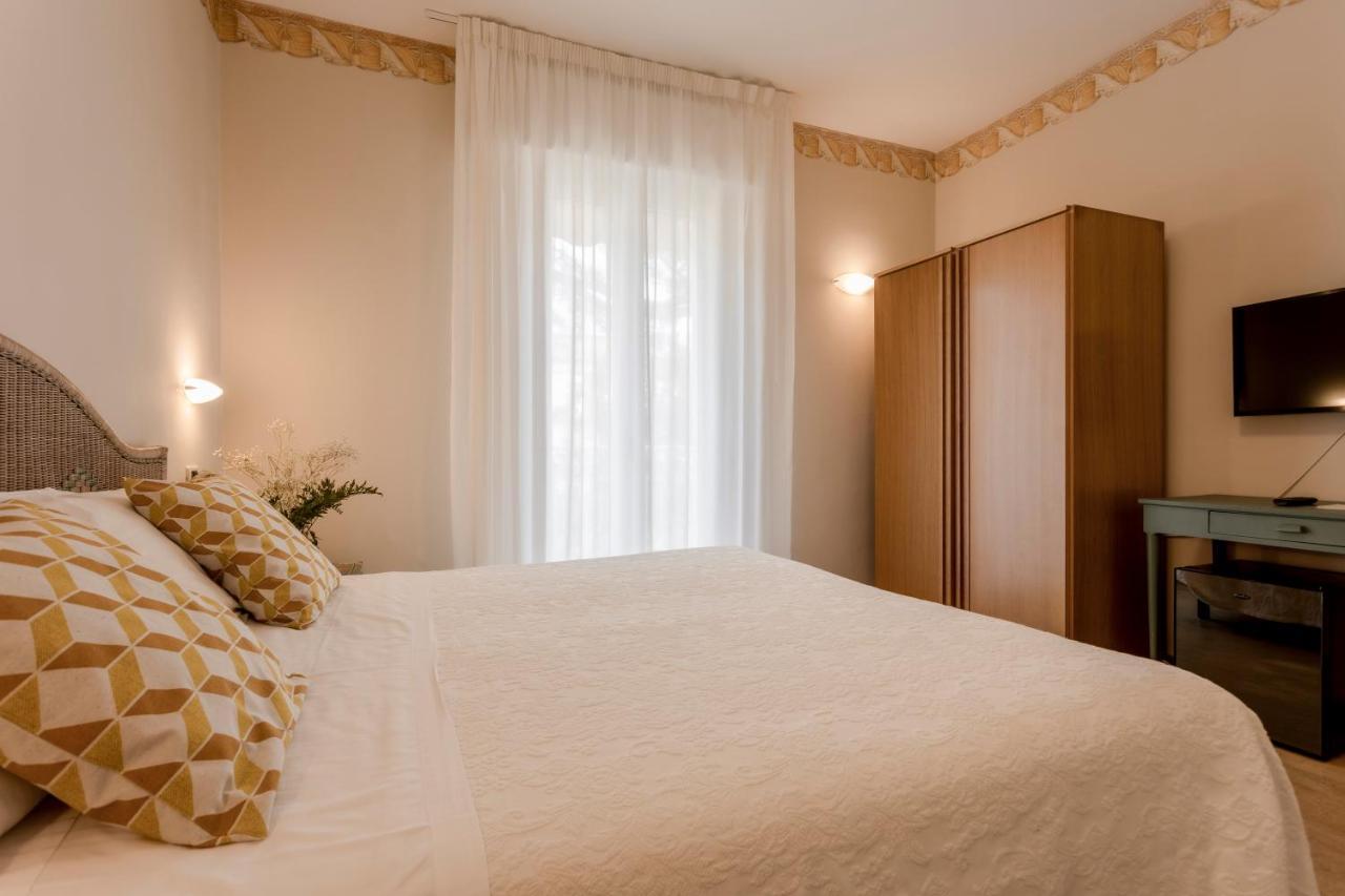 Villa Arizona Milano Marittima Eksteriør bilde