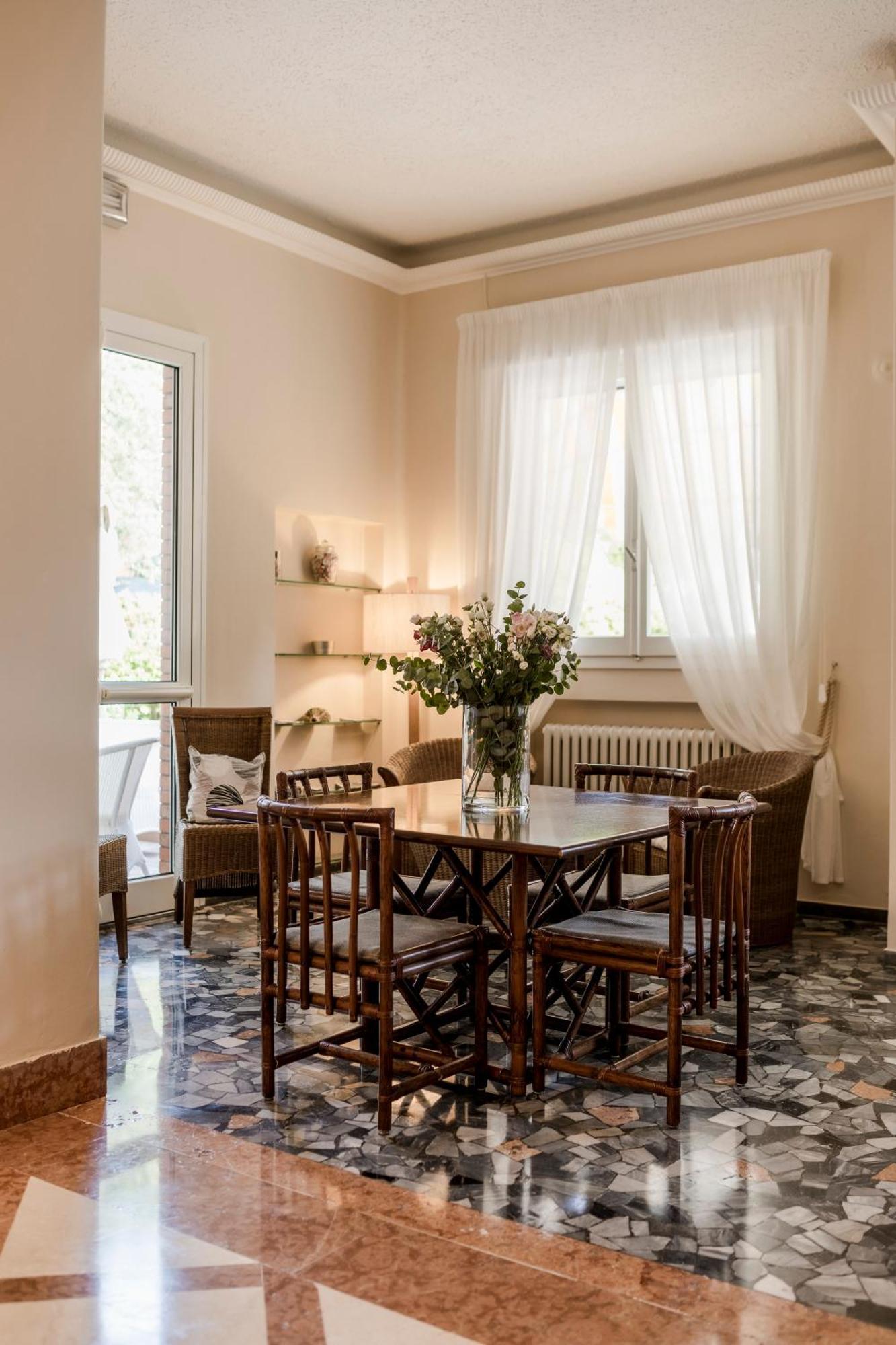 Villa Arizona Milano Marittima Eksteriør bilde